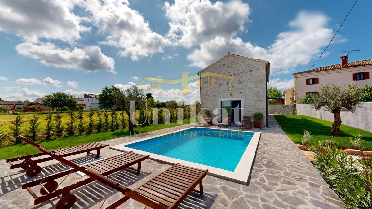 Casa in pietra ristrutturata vicino a Poreč